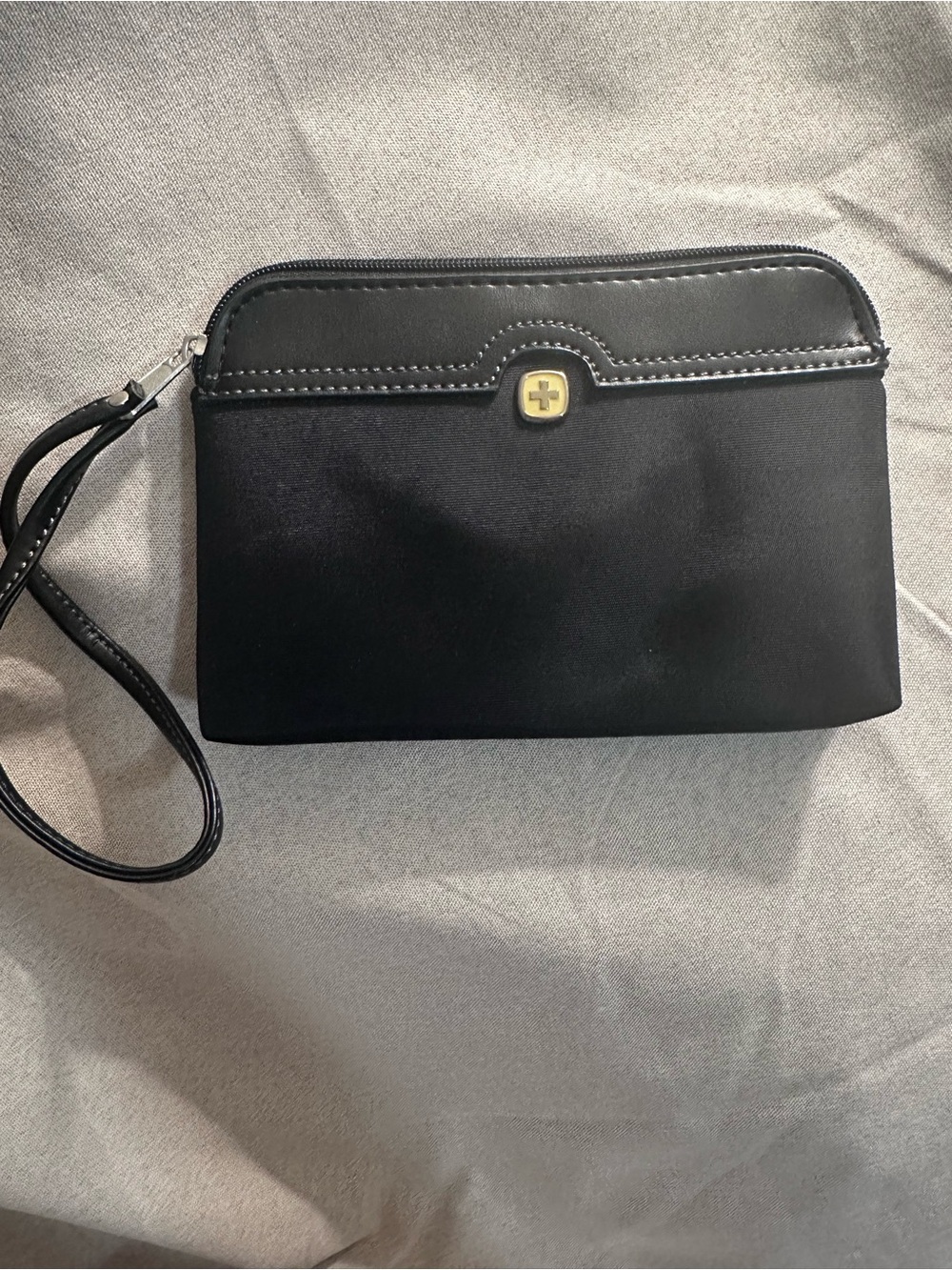 NWOT Swiss Army Black Wenger Wristlet